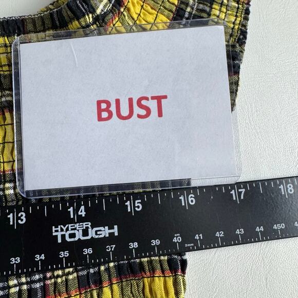 🍀Hot Topic Clueless Yellow Plaid Smocked Cropped Top Junior’s Size Small READ - Picture 8 of 10